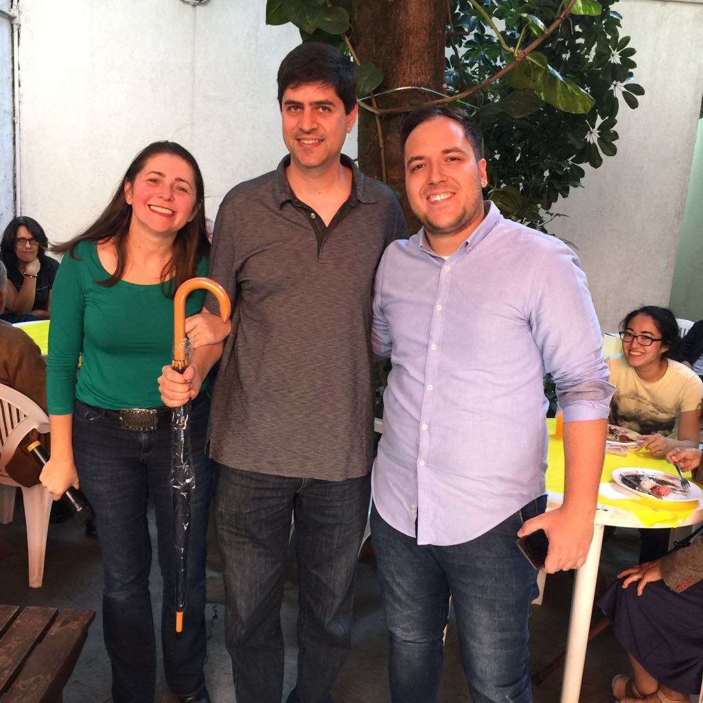 ... e Sandra Soares e Hugo Guimarães fizeram questão de entregar aos ganhadores